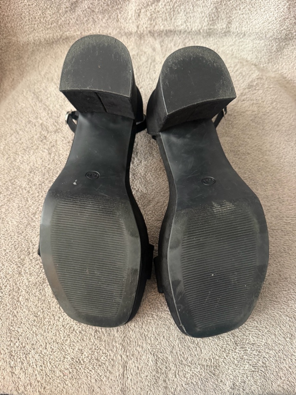 Platform Block Heel (WW) - Picture 5 of 5